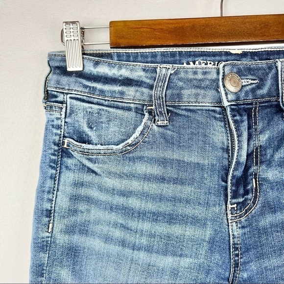 American Eagle AEO Dark Wash Skinny Jegging 4 Short - Picture 4 of 4